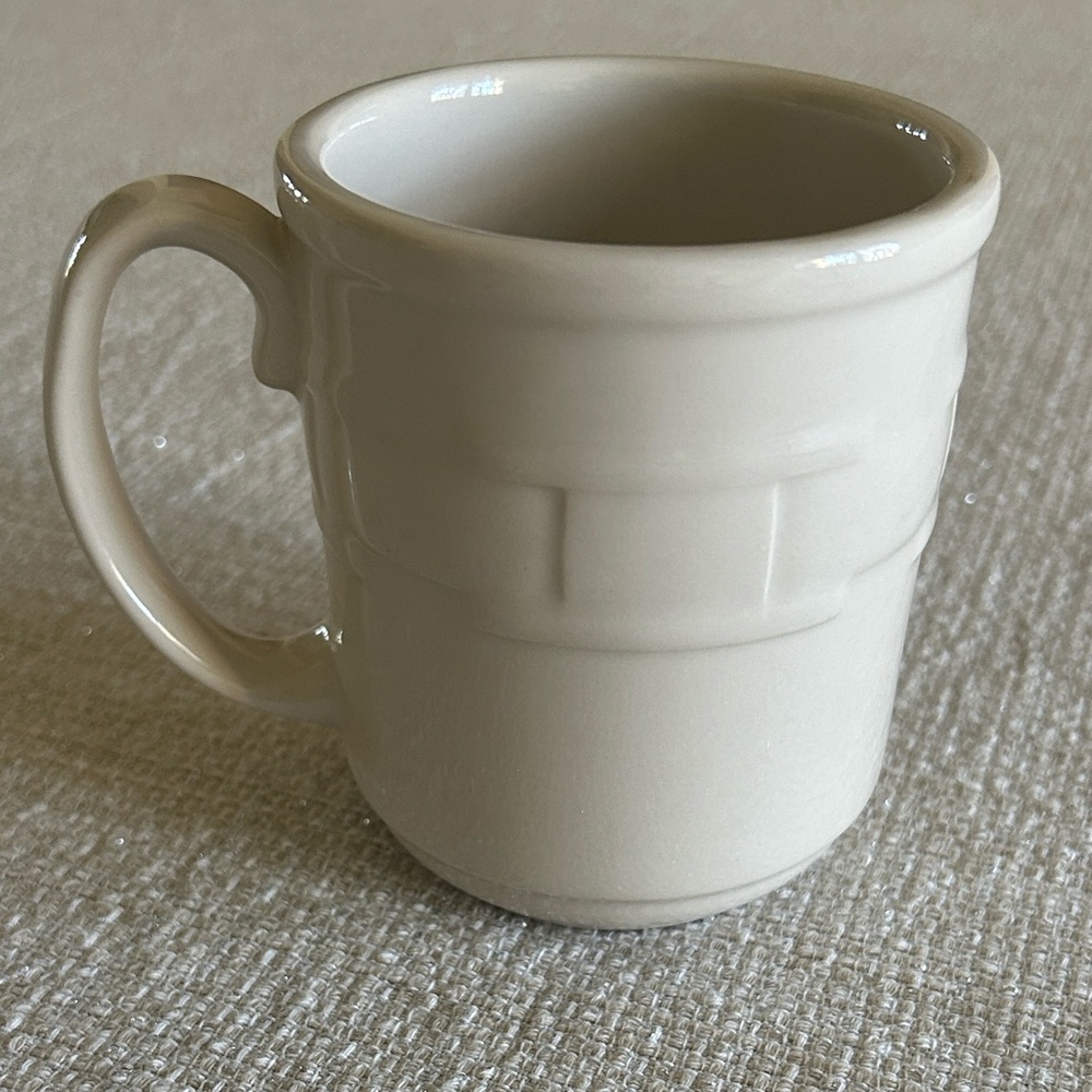Retired Longaberger Ivory Mug Woven Traditions
Vitrified Pottery